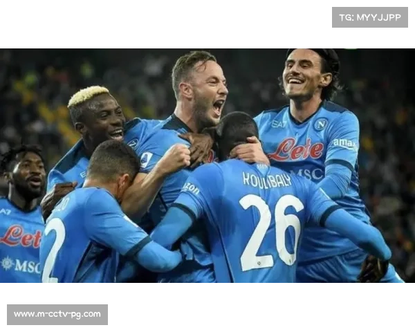 那不勒斯3-2险胜热那亚，霍伊伦点球绝杀十人应战